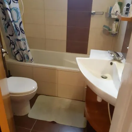 Panikos 2 Apartman *