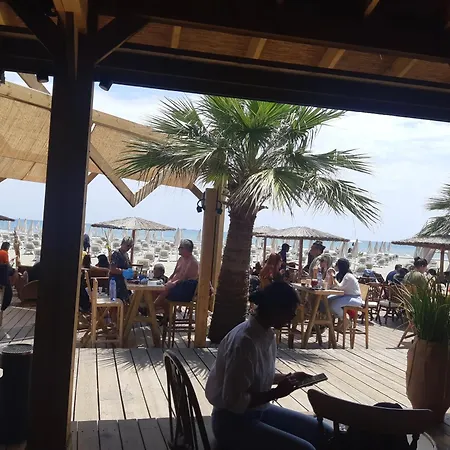 Apartman Panikos 2 *