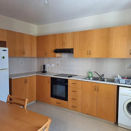 Panikos 2 Апартаменты Ларнака